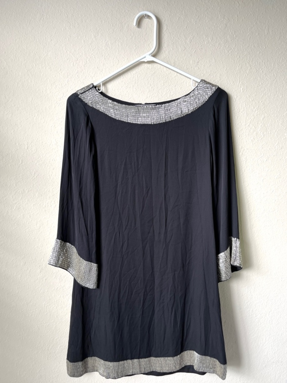 Alice + Olivia Black tunic Dress with Silver Beaded Collar